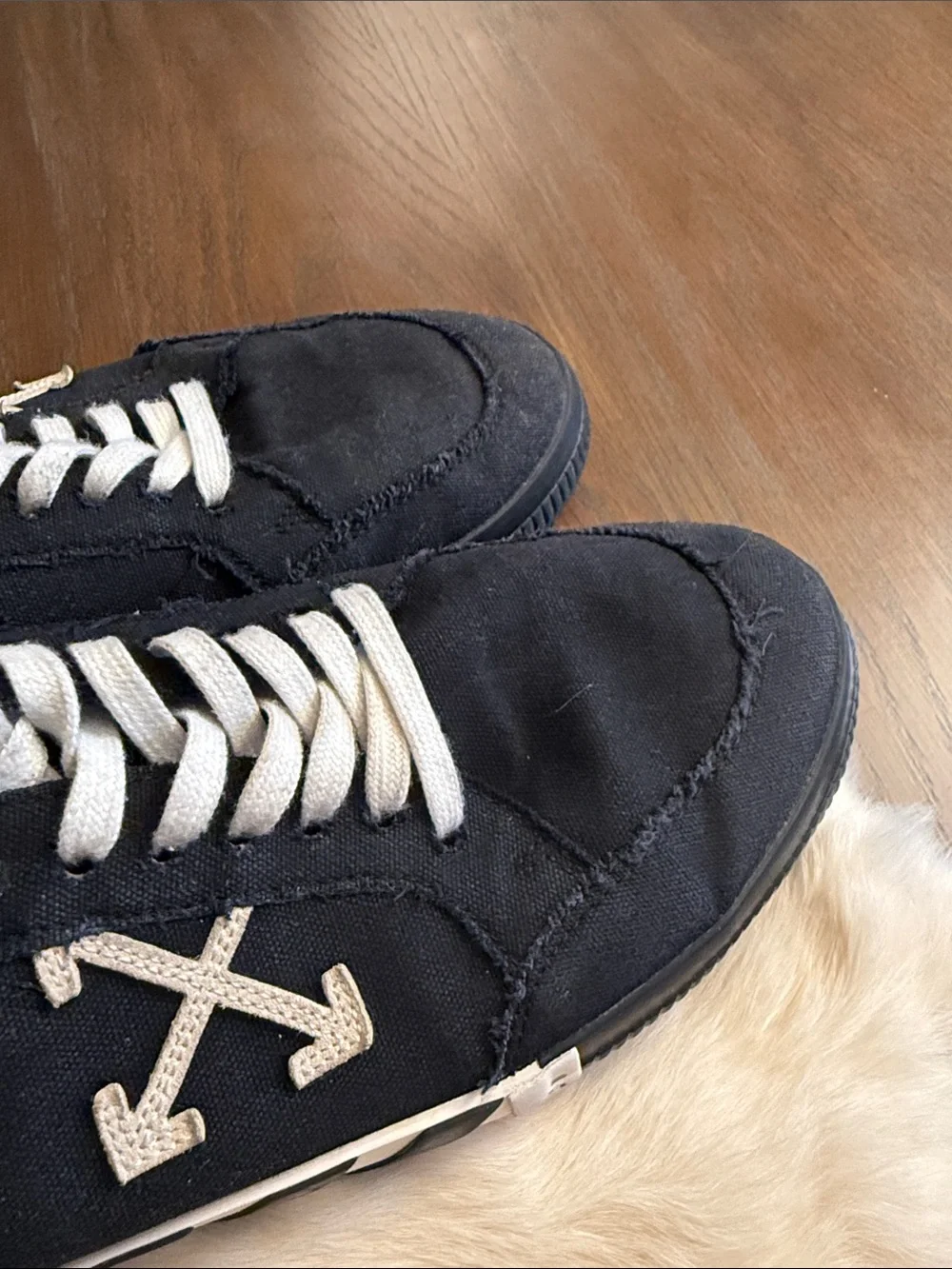 Off White Low Vulcanized canvas sneakers in black and white Lace-Up Sneakers 46 - Picture 3 of 9